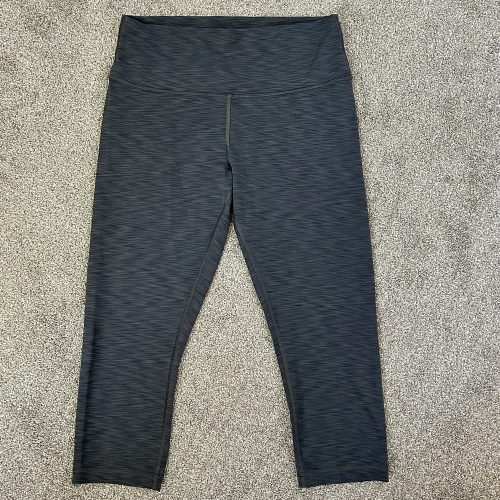 Lululemon Gray Wunder Under High Rise Crop Leggings Women's 12 Full-On Luon